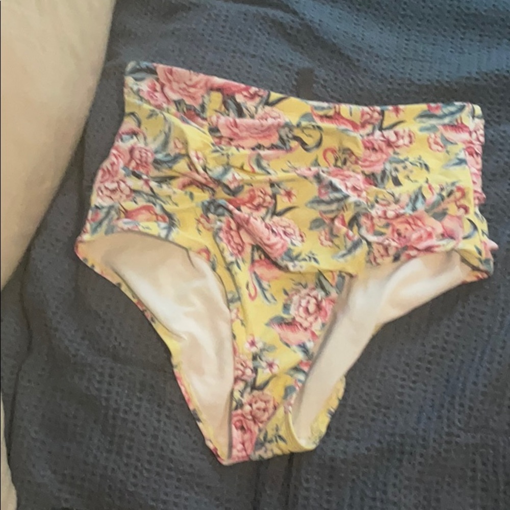 Torrid swim bottoms high waisted